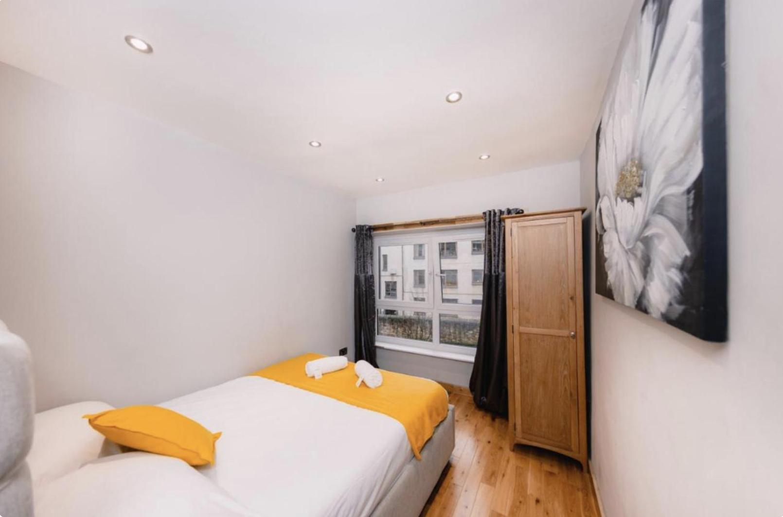 Superb Luxury Apartment By Canal - Central Единбург Екстериор снимка