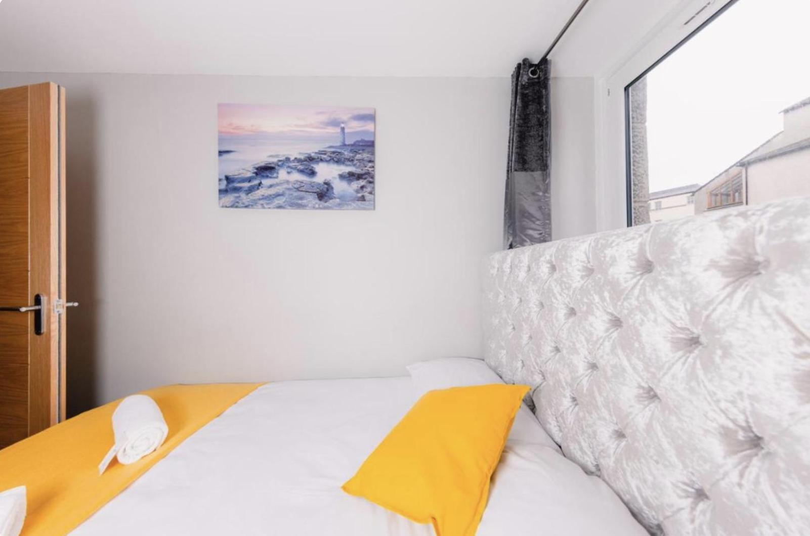 Superb Luxury Apartment By Canal - Central Единбург Екстериор снимка