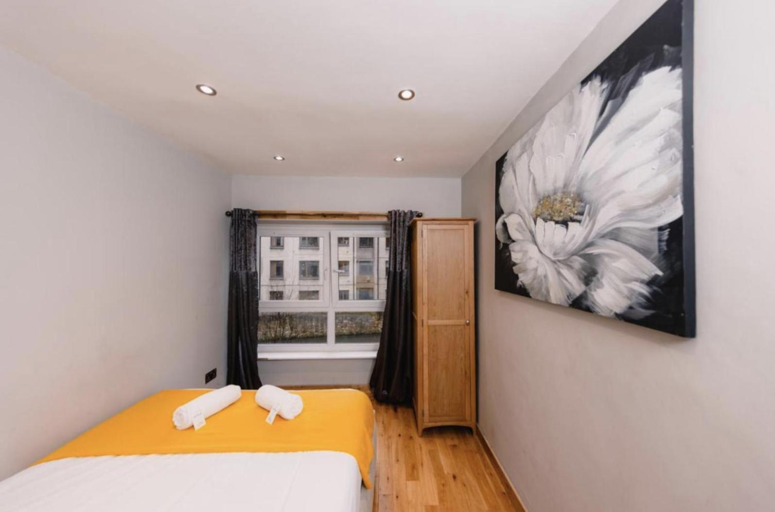 Superb Luxury Apartment By Canal - Central Единбург Екстериор снимка