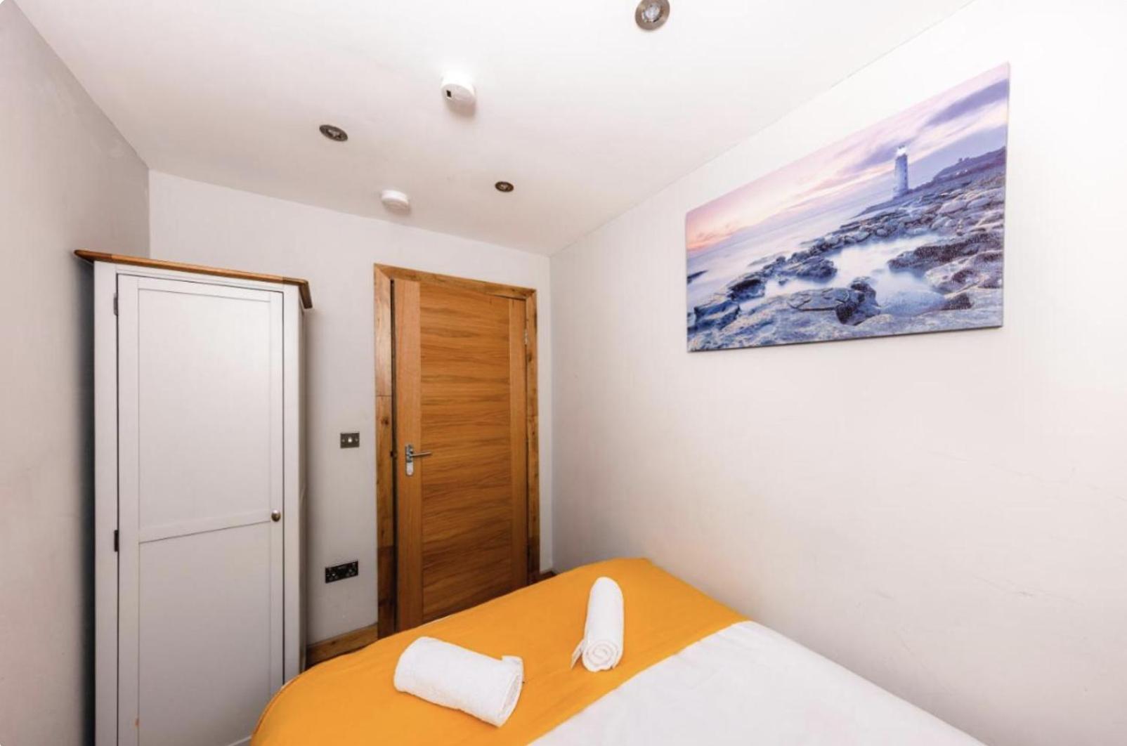 Superb Luxury Apartment By Canal - Central Единбург Екстериор снимка