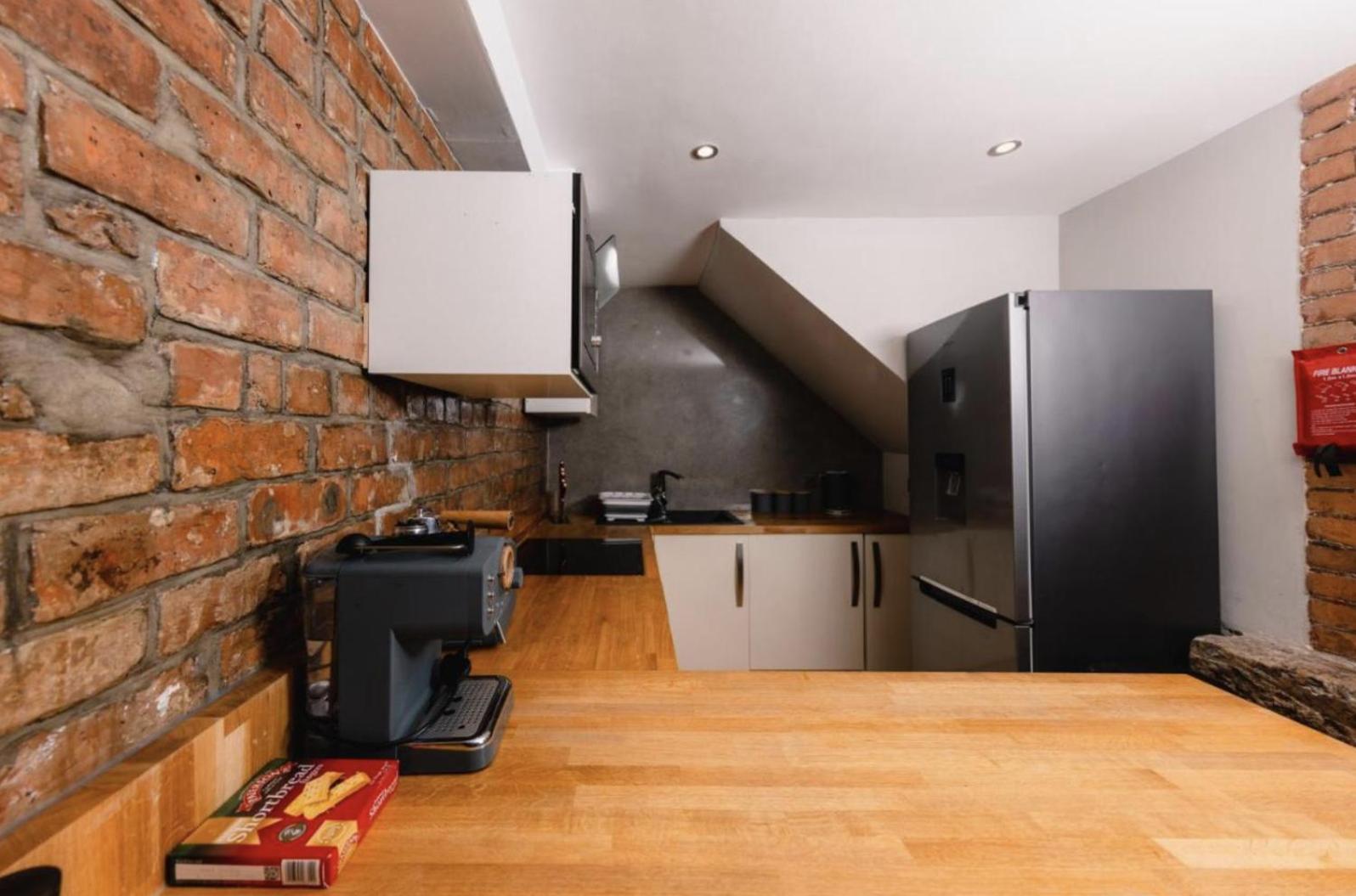 Superb Luxury Apartment By Canal - Central Единбург Екстериор снимка